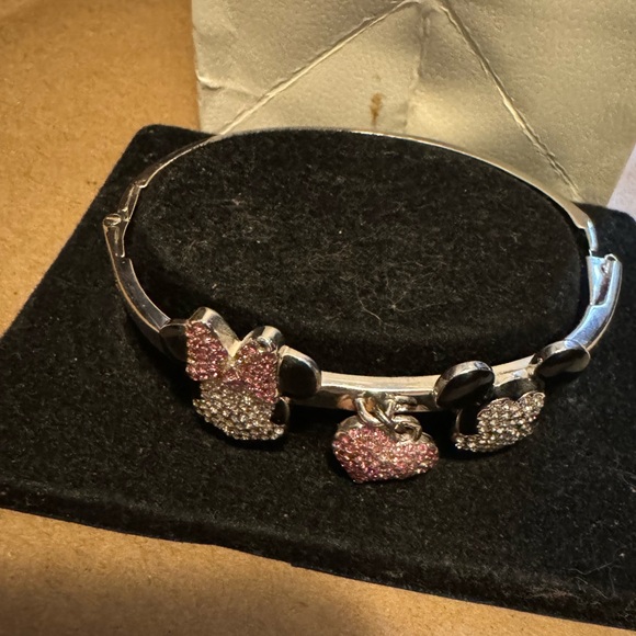 Rare Disney Swarovski bracelet - Picture 5 of 6